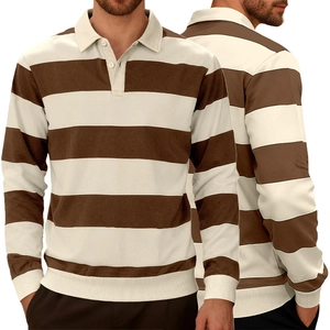 Détails d'un polo en tricot pour hommes à rayures marron et crème avec poignets côtelés