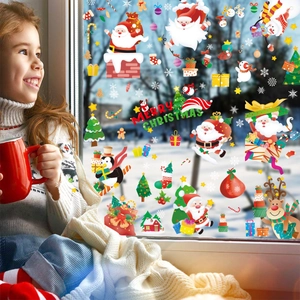 Detaillierte Weihnachtsfensteraufkleber mit Weihnachtsmann, Schneemann und Rentier auf Glas