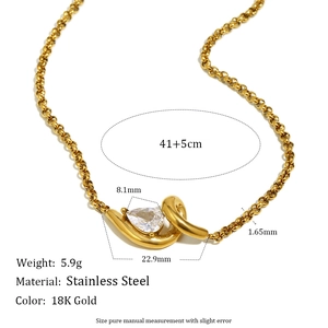 18K gold stainless steel necklace with pear-shaped zircon pendant and pearl chain