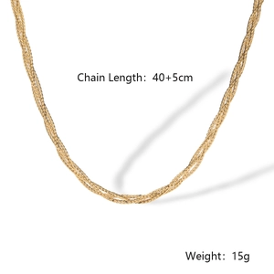 Detail of twisted gold chain necklace showing 40+5cm length and 15g weight specs