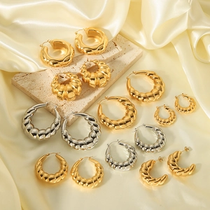 Western Style 18K Gold Plated Stainless Steel Croissant Hoop Earrings Waterproof Twisted Thick Hoop Earrings For Women Jewelry