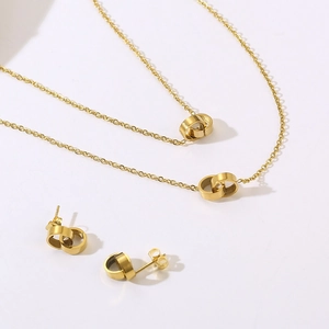 Elegant 18K gold-plated double-layer necklace and interlocking hoop earrings jewelry set