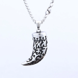 Vintage stainless steel hollow wolf tooth pendant necklace for men with a retro finish