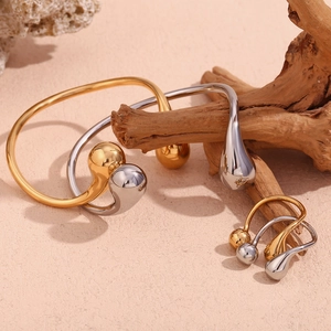 Minimalist double teardrop 18K gold plated stainless steel open bangle and jewelry set