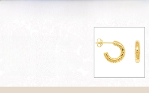 Detail of 925 sterling silver hoop earrings with quilted pattern and product dimensions