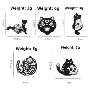 Detailed size and weight chart for black cat skull enamel gothic brooch set