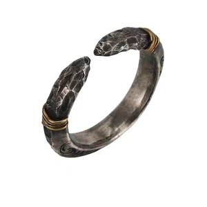 Handcrafted vintage spearhead open ring with hammered texture and brass wire detailing