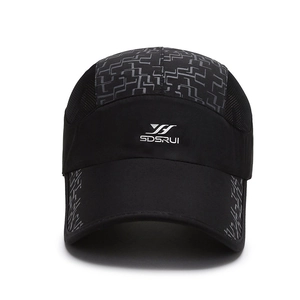 Atmungsaktive Unisex-Basecap mit schnelltrocknendem Mesh und grauem Geometriemuster