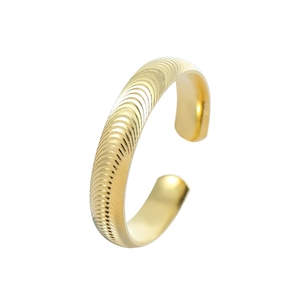 Polished wavy gold open ring in S925 sterling silver with adjustable minimalist band design