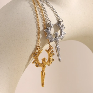 Colliers pour femmes en acier inoxydable plaqué or 18 carats avec pendentifs d'anges