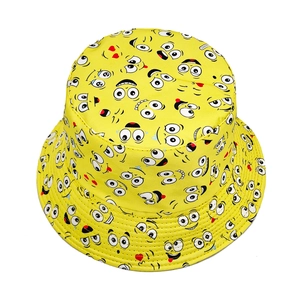 Chapeau bob réversible jaune avec motifs emoji amusants pour protection solaire