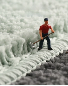 Macro shot of high-density plush bath mat fibers showing non-shedding locking technology