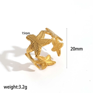 Detailed view of gold starfish ring showing 15mm width and 3.2g weight specifications