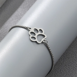 Minimalist stainless steel paw print bracelet with adjustable box chain for women