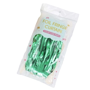 Green foil fringe curtain for party decoration in packaging, 1x2 meter metallic tinsel