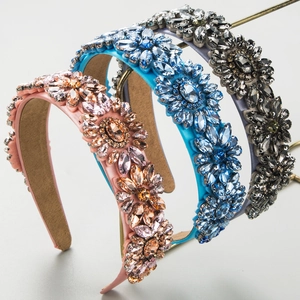 Vintage Baroque Rhinestone Padded Headband For Women Elegant Glass Crystal Flower Hair Band Sparkly Party Hair Accessories
