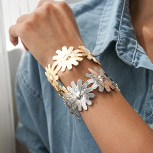 Bracelet Ouvert Fleur De Marguerite Jonc Floral En Métal Texturé Ajustable Bijoux Chic Pour Femmes