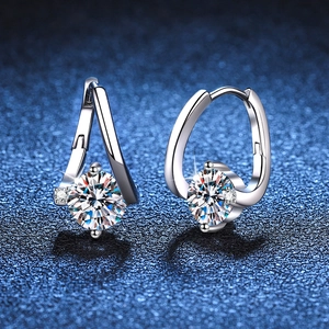 Sparkling S925 sterling silver hoop earrings with 1ct D-color moissanite stones