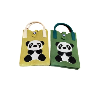 Mini sac panda tricoté en jaune et vert avec bandoulière élégante pour femmes