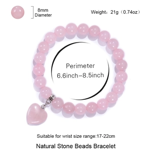 Bracciale di perle in pietra naturale rosa con ciondolo a cuore per le donne
