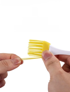 Detailed macro view showing the high elasticity and flexibility of the silicone brush head