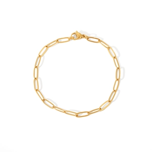 Close-up of 18k gold plated stainless steel paperclip chain bracelet with lobster clasp