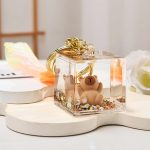 Porte-clés créatif ours en cube avec bloc acrylique et peluche marron à l'intérieur