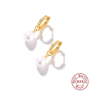 Elegant S925 sterling silver hoop earrings with gold plating and teardrop pearl charms