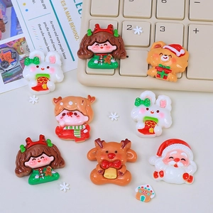 Natale Cartone Animato Resina Flatback Charms DIY Decorazione Per Fermagli Capelli Cover Babbo Natale Renna Cabochon