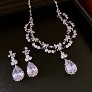 Parure Collier Et Boucles D'oreilles Goutte D'eau Zircon Style Palais Français Bijoux En Cuivre Pour Femmes Mariage