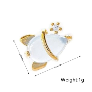 Detail showing rocket stud earring dimensions 6.06mm by 4.11mm in gold finish