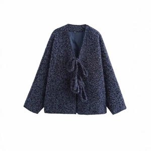 Cappotto alla moda in peluche blu navy con cintura annodabile e maniche lunghe