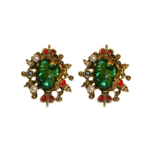 Vintage emerald crown earrings with gold alloy, white pearls and colorful gemstones