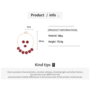 Three-piece red resin jewelry set with size measurements and alloy material details