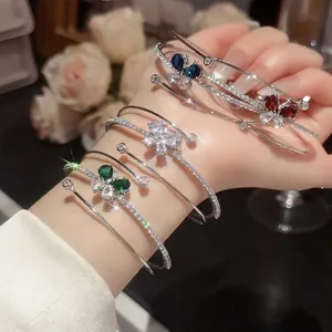 Bracciale Rigido Aperto Con Farfalla Scintillante Da Donna In Rame Zirconia Cubica Goccia Acqua Gioielli Eleganti Multistrato