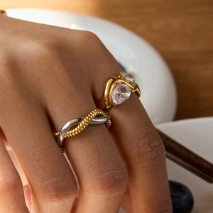 18K gold-plated stainless steel teardrop zircon and wave ring set for women