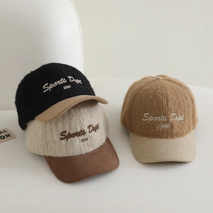 Casquette de baseball hiver enfant avec broderie SD, peluche chaude et visière velours