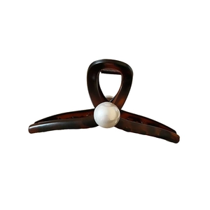 Brown tortoiseshell square hair claw clip with a large white pearl accent