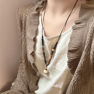 New Chinese Style Pinecone Wood Bead Pendant Necklace Vintage Ethnic Long Sweater Chain For Women Copper Zirconia Jewelry