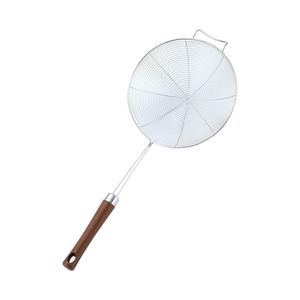 304 stainless steel mesh skimmer with wood grain handle for kitchen cooking on white background