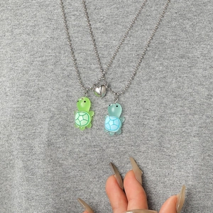 Luminous magnetic turtle heart pendants for couples on silver bead chains
