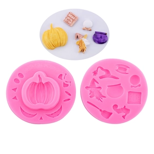Moule en silicone rose pour décors d'Halloween citrouille et sorcière en fondant