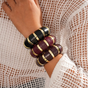 Set de bracelets ovales vintage en acrylique avec anneaux dorés pour mode féminine