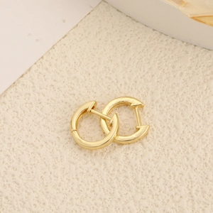 Minimalistische 18K vergoldete Messing-Creolen mit hochglanzpoliertem Spiegel-Finish