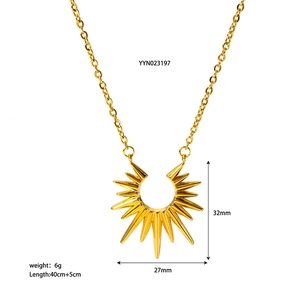 Golden sunburst spike pendant necklace in stainless steel, dimensions 32mm by 27mm