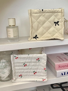 Cestas de almacenamiento de algodón acolchado con bordados de lazos y cerezas para el escritorio