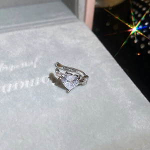 Close-up of heart-shaped zircon ear cuff in S925 silver for non-pierced ears