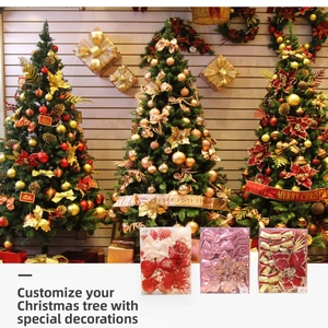 Set da tre scatole di ornamenti natalizi in rosso, rosa e oro per l'albero di Natale