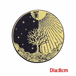 8cm Tarot-inspired sun and moon embroidered patch for DIY jackets and clothing