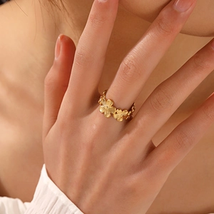 18K gold-plated stainless steel ring with continuous floral embossed design for women